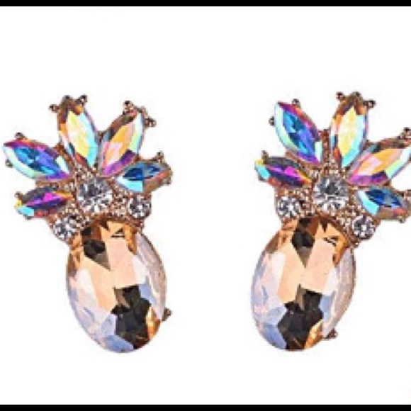 Anthropologie Jewelry - Anthropologie Crystal Pineapple Earrings Anthropologie Jewelry - Anthropologie Crystal Pineapple Earrings